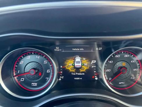 Used 2021 Dodge Charger SXT w/ Leather Interior Group RWD image 6