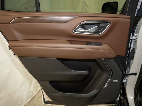 Used 2023 Chevrolet Tahoe High Country w/ Premium Package 2 image 12