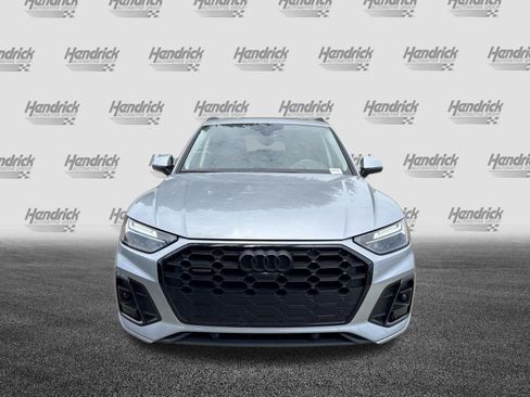 Used 2023 Audi Q5 2.0T Premium Plus w/ Premium Plus Package AWD/4WD image 3