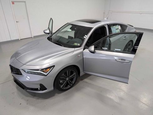 Used 2025 Acura Integra A-Spec image 14