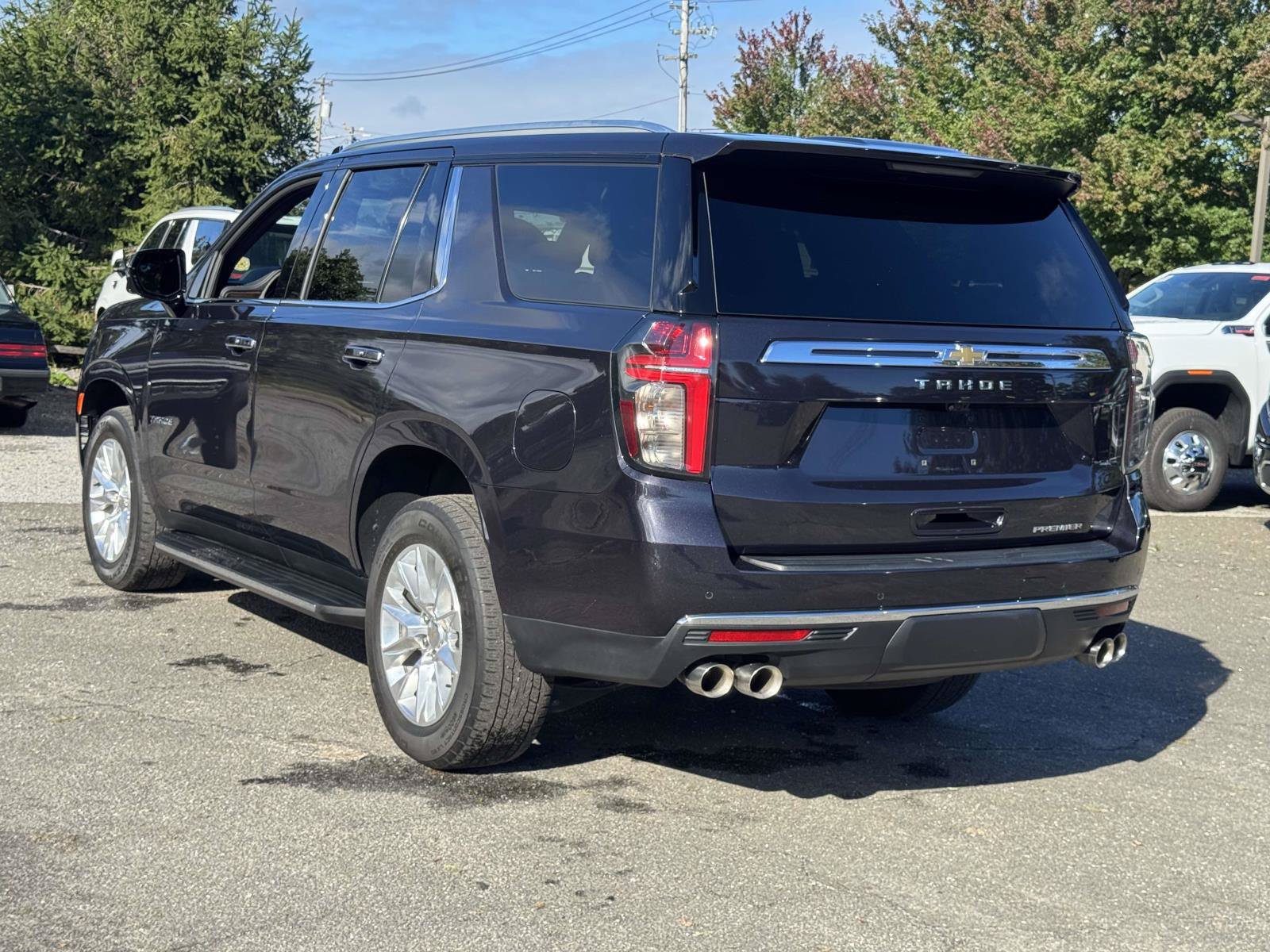 Used 2024 Chevrolet Tahoe Premier AWD/4WD image 5