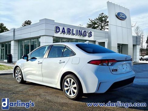 Used 2024 Toyota Corolla LE image 5