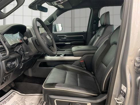 Used 2025 RAM 1500 Laramie w/ Sport Appearance Package image 9