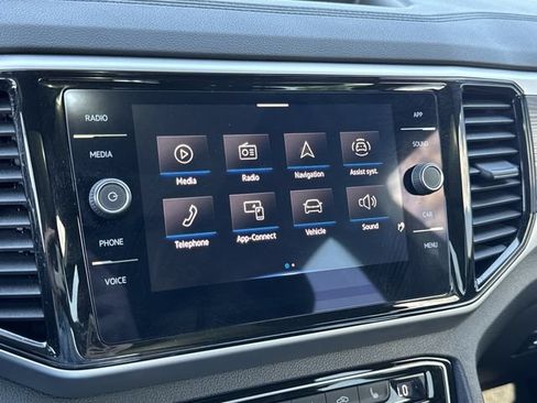 Used 2023 Volkswagen Atlas Cross Sport SE w/ Panoramic Sunroof Package AWD/4WD image 36