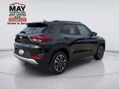 Used 2025 Chevrolet TrailBlazer LT AWD/4WD image 7