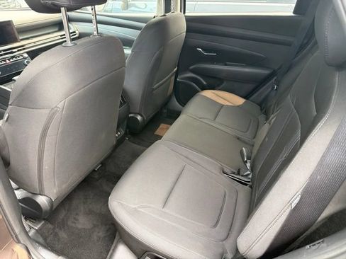 Certified 2025 Hyundai Tucson SEL AWD/4WD image 19