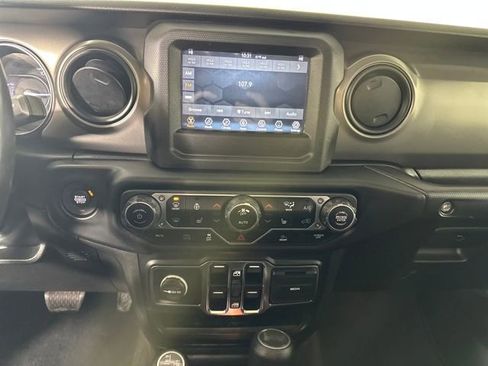 Used 2023 Jeep Wrangler Unlimited w/ Cold Weather Group image 21