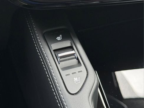 Used 2024 Kia Telluride EX FWD image 35