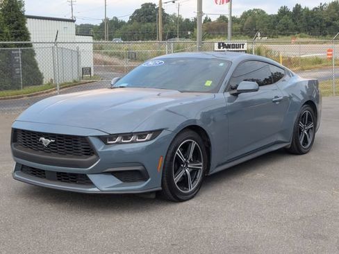 Certified 2025 Ford Mustang Coupe RWD image 7
