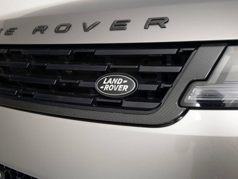 Used 2024 Land Rover Range Rover Sport AWD/4WD image 35