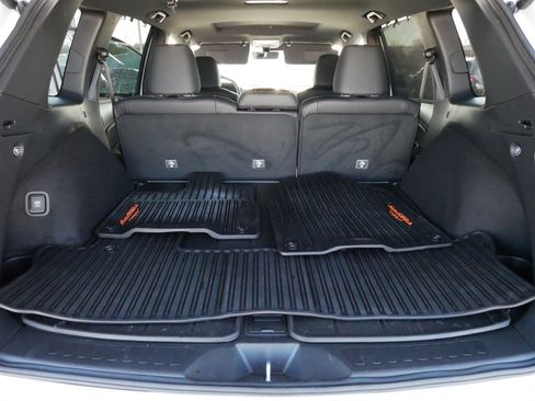 Used 2025 Honda Passport TrailSport image 18