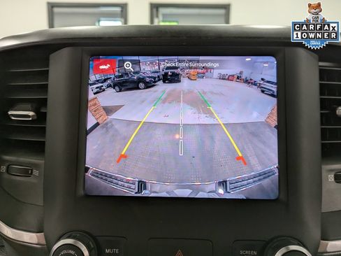 Used 2022 RAM 1500 Big Horn AWD/4WD image 14