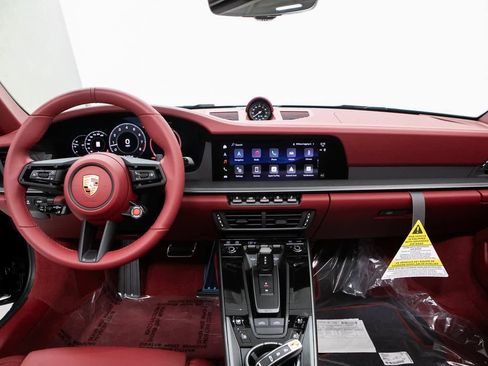 New 2026 Porsche 911 Targa 4S image 13
