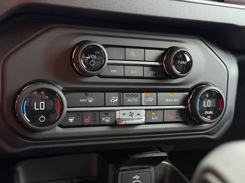 New 2026 Ford Bronco Outer Banks AWD/4WD image 27