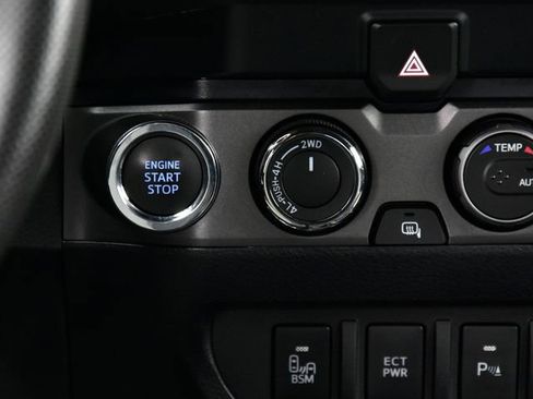 Certified 2021 Toyota Tacoma TRD Sport image 25