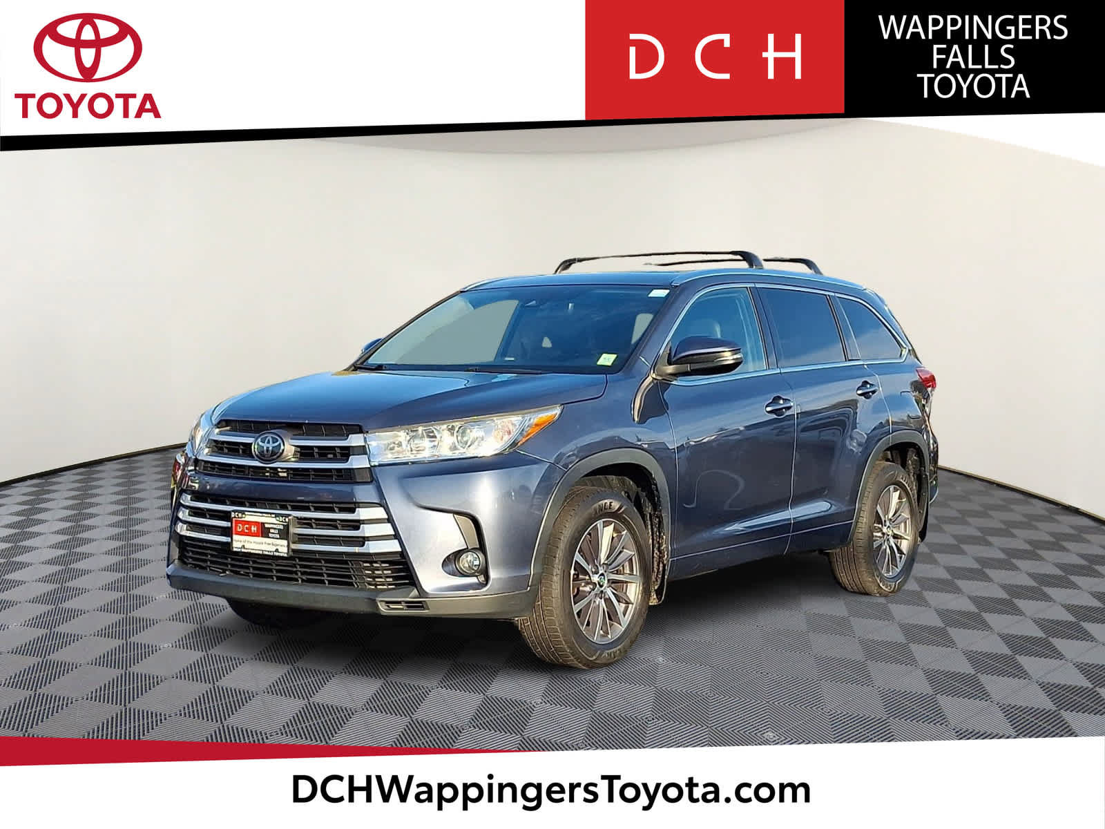 Used 2018 Toyota Highlander XLE AWD/4WD image 1