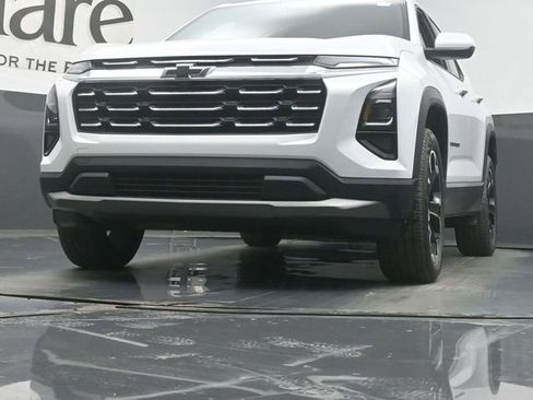 New 2026 Chevrolet Equinox LT w/ Convenience Package II image 4