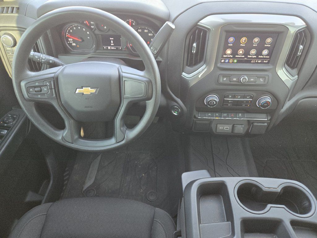 Used 2025 Chevrolet Silverado 1500 Custom AWD/4WD image 28