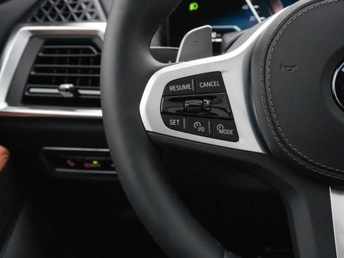 Certified 2026 BMW X7 xDrive40i w/ M Sport Package image 17