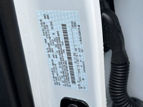 Used 2025 Ford F150 Raptor image 38