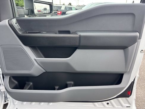 Used 2024 Ford F250 XL w/ XL Driver Assist Package RWD image 26