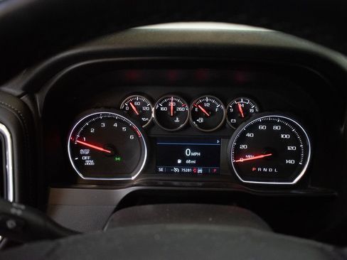Used 2020 Chevrolet Silverado 1500 RST AWD/4WD image 13
