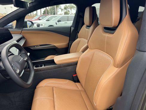 Used 2026 Lucid Gravity Grand Touring AWD/4WD image 21