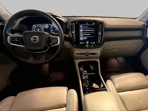 Used 2019 Volvo XC40 T5 Inscription AWD/4WD image 13
