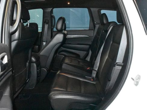 Used 2020 Jeep Grand Cherokee Limited image 25