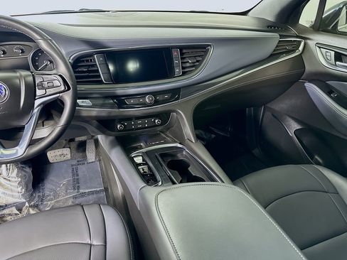 Used 2024 Buick Enclave Essence w/ Technology Package image 19