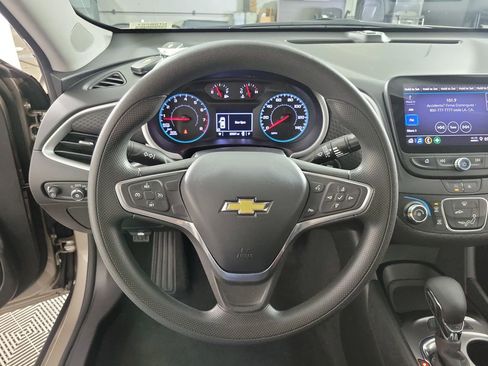 Used 2022 Chevrolet Malibu LS image 22