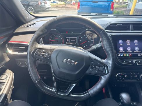 Used 2023 Chevrolet TrailBlazer RS w/ Convenience Package FWD image 20