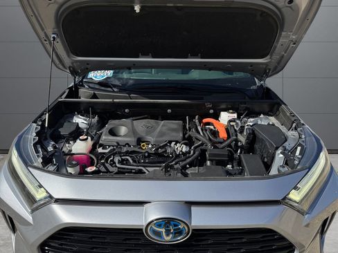 Certified 2022 Toyota RAV4 XSE w/ XSE Grade Weather Package AWD/4WD image 20