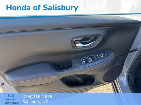 Used 2024 Honda HR-V Sport image 9