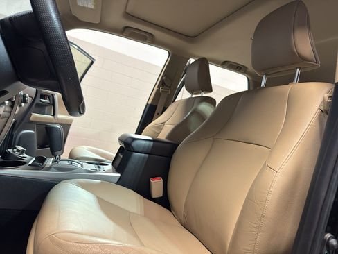 Used 2013 Toyota 4Runner Limited AWD/4WD image 14