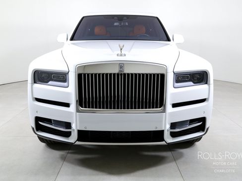 Certified 2020 Rolls-Royce Cullinan AWD/4WD image 6