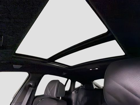 New 2026 BMW X6 M60i image 23