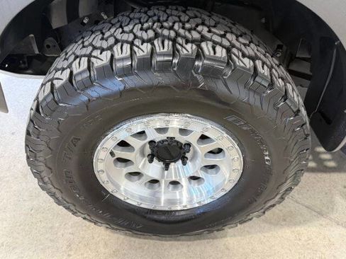 Used 2018 Ford F150 Raptor w/ Equipment Group 802A Luxury AWD/4WD image 14