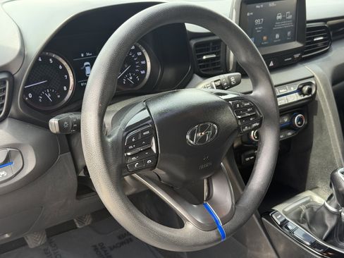 Used 2019 Hyundai Veloster 2.0 FWD image 12
