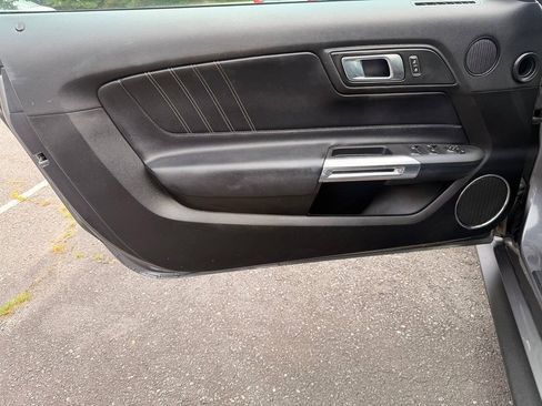 Used 2022 Ford Mustang Premium RWD image 11
