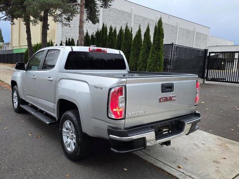 Used 2015 GMC Canyon SLE image 8