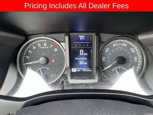 Used 2023 Toyota Tacoma TRD Sport AWD/4WD image 24