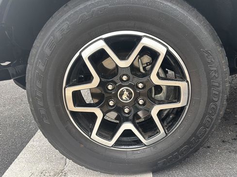 Used 2021 Ford Bronco Outer Banks image 13