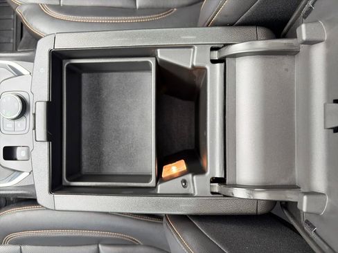 Certified 2021 Chevrolet Traverse Premier w/ Redline Edition image 24