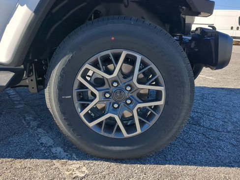 New 2026 Jeep Wrangler Sahara image 9