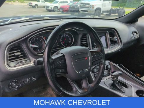 Used 2020 Dodge Challenger SXT w/ Driver Convenience Group AWD/4WD image 8
