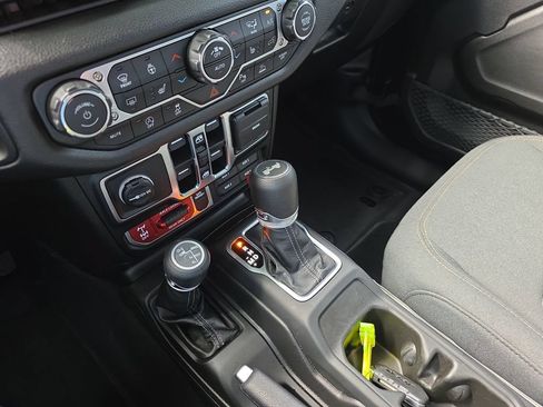 Used 2026 Jeep Wrangler Unlimited Sport AWD/4WD image 26