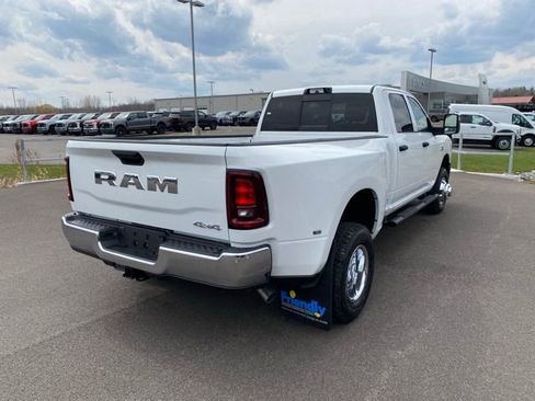 New 2026 RAM 3500 Tradesman AWD/4WD image 5