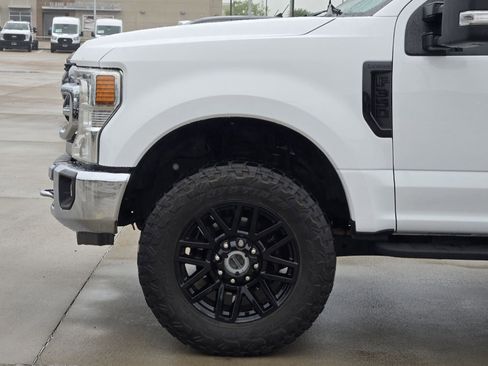 Used 2022 Ford F350 Lariat w/ Chrome Package AWD/4WD image 9