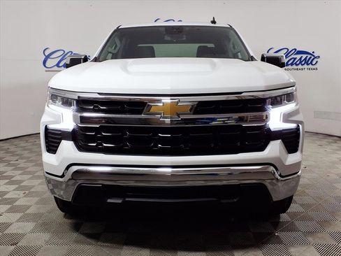 New 2026 Chevrolet Silverado 1500 LT image 3